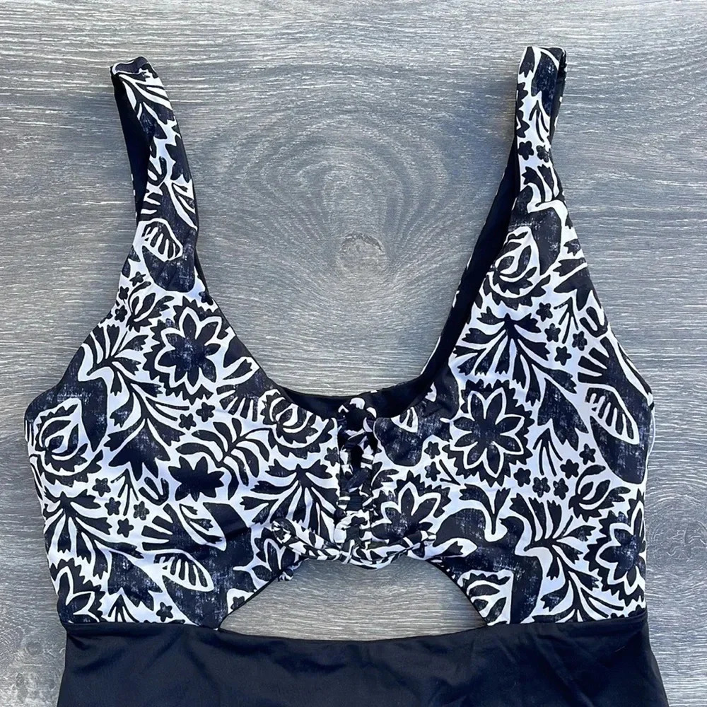 Prana Ruby Beach One Piece, flora fauna - Picture 6 of 12